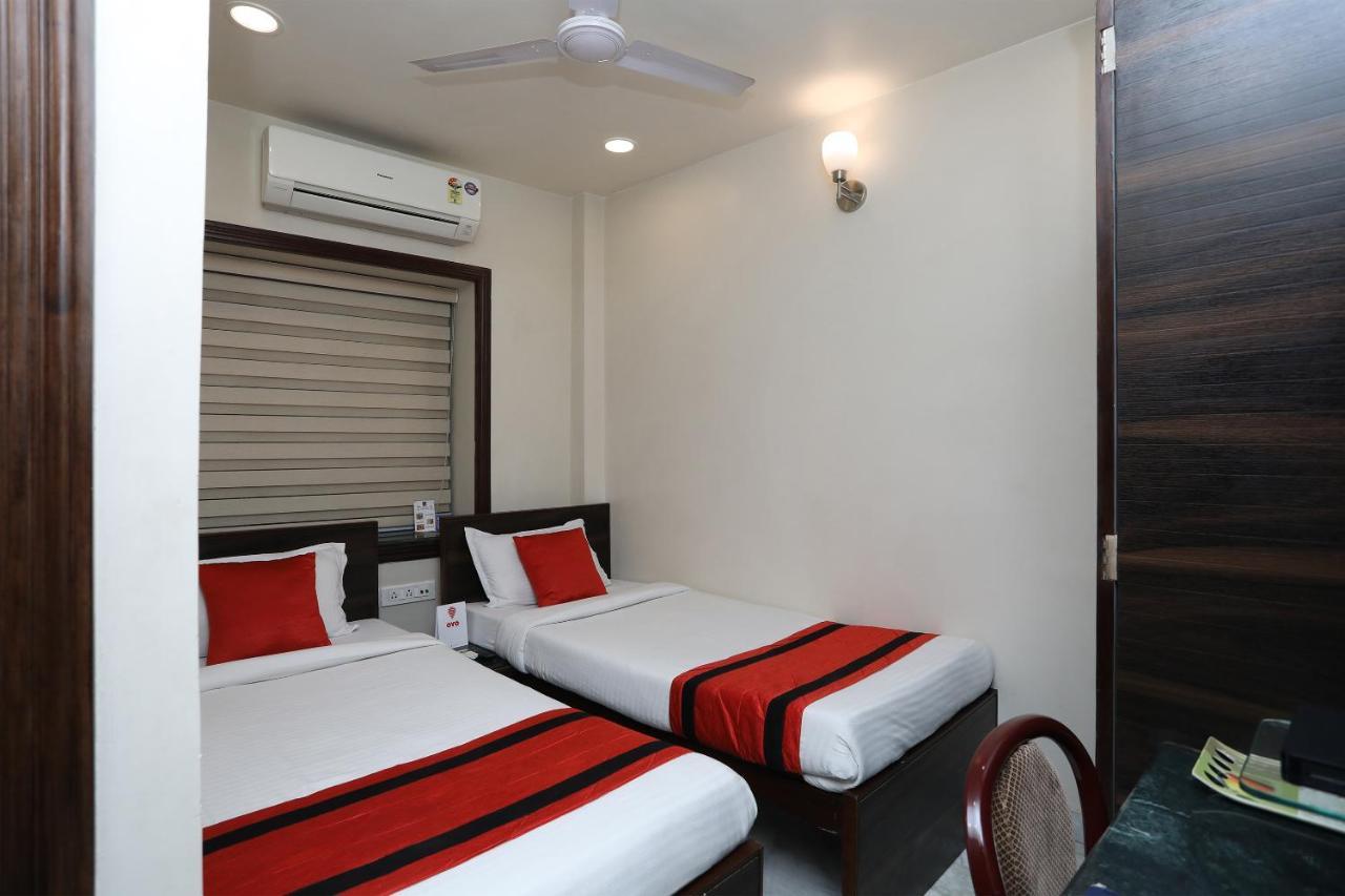 Capital O 8318 Beeu Guest House Liluah Екстер'єр фото