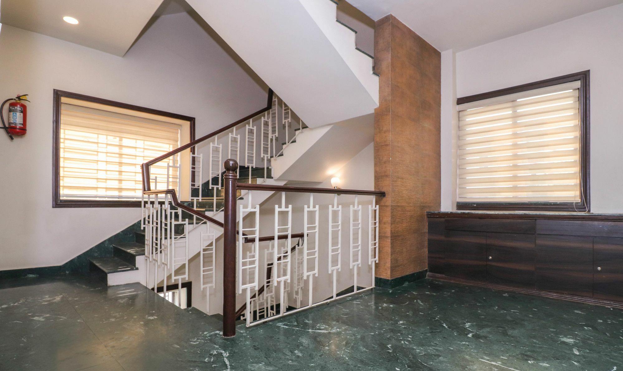 Capital O 8318 Beeu Guest House Liluah Екстер'єр фото