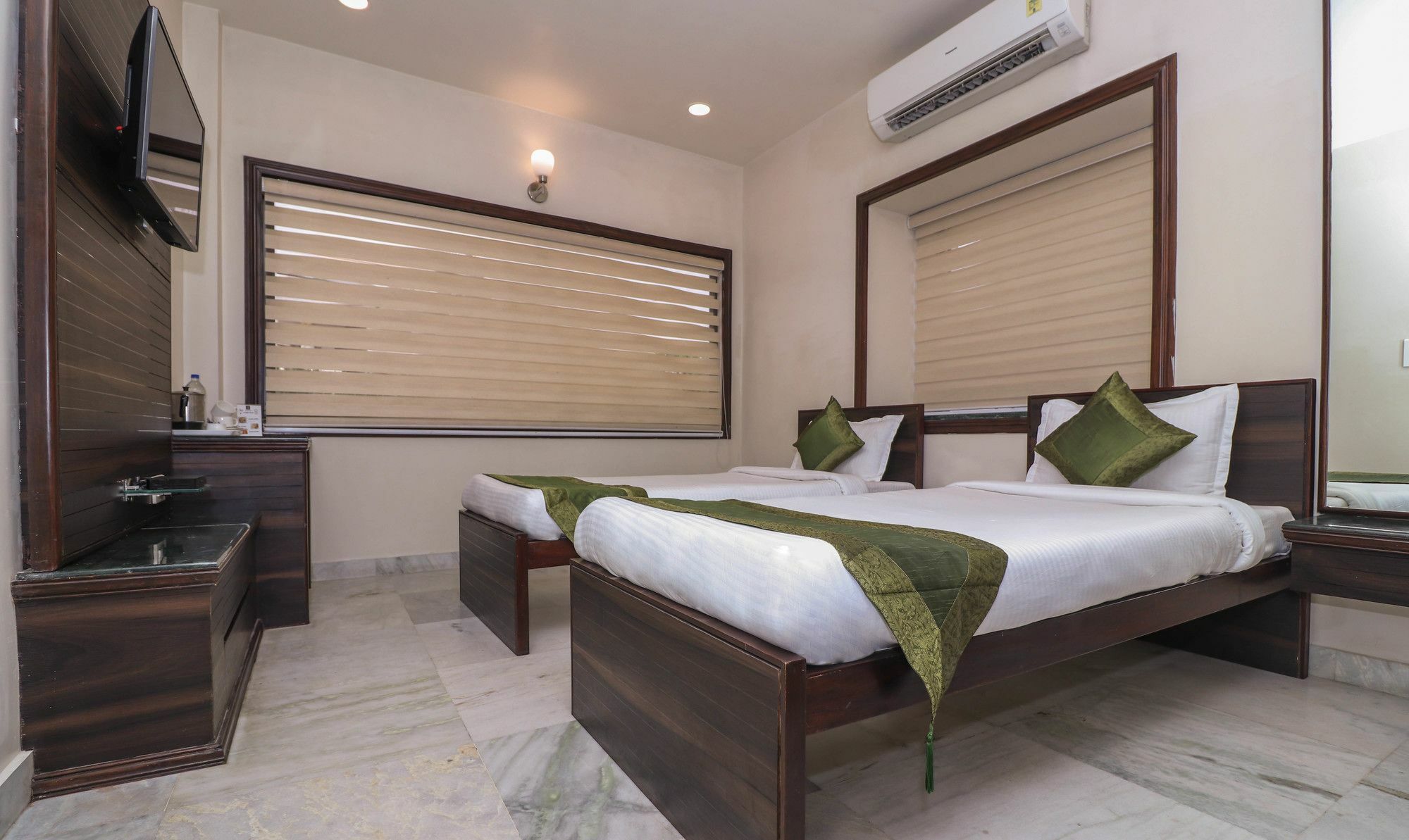 Capital O 8318 Beeu Guest House Liluah Екстер'єр фото